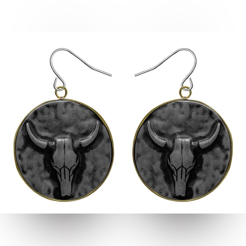 Attitude by Montana Silversmith, Set of black longhorn on silver disk earrings